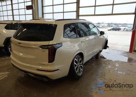 2025 Cadillac Xt6 Awd Sport z USA, uszkodzony, nr VIN 1GYKPHRS9SZ100906